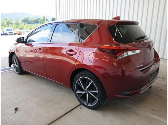 2017 Toyota Auris Edition-S+