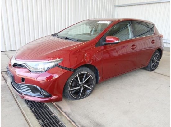 2017 Toyota Auris Edition-S+