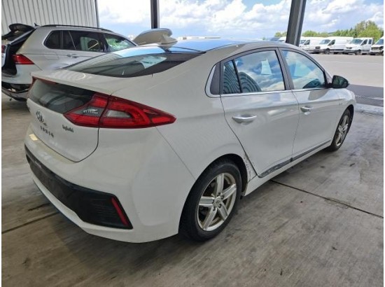 2016 Hyundai Ioniq Premium Hybrid 2016 Hyundai Ioniq Premium Hybrid