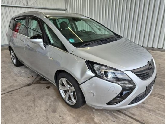 2015 Opel Zafira C Tourer Innovation 2015 Opel Zafira C Tourer Innovation