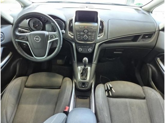 2015 Opel Zafira C Tourer Innovation 2015 Opel Zafira C Tourer Innovation