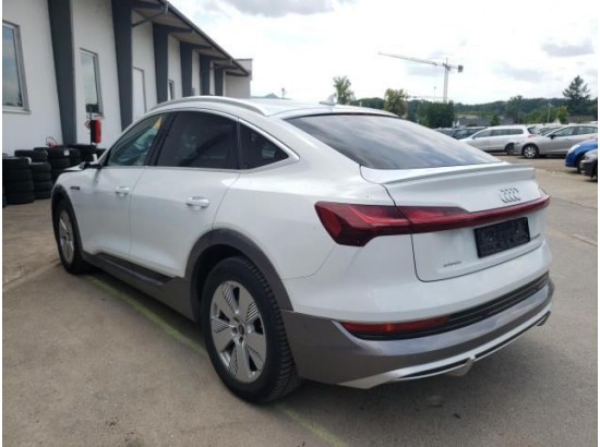 2020 Audi e-tron Sportback 55 quattro S line 2020 Audi e-tron Sportback 55 quattro S line