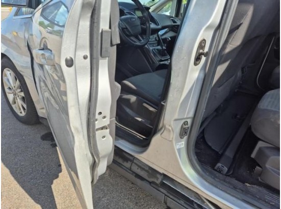 2017 Ford Grand C-Max Titanium 2017 Ford Grand C-Max Titanium