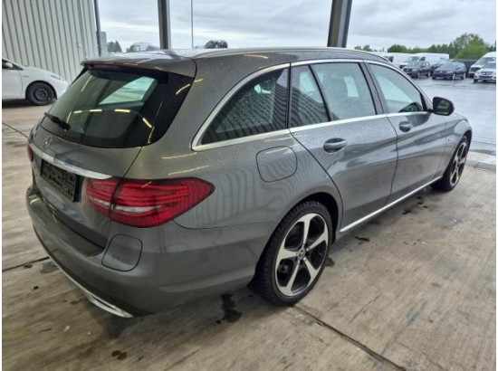 2021 Mercedes-Benz C -Klasse T-Modell C 300 T de 2021 Mercedes-Benz C -Klasse T-Modell C 300 T de