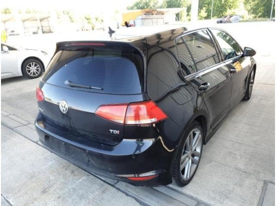 2015 Volkswagen Golf VII Lim. Comfortline BMT 2015 Volkswagen Golf VII Lim. Comfortline BMT