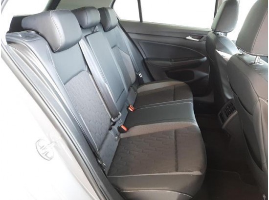 2025 Volkswagen Golf VIII Lim. 1.5 eTSI 110 kW Goal