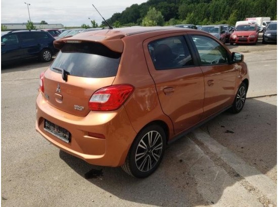 2018 Mitsubishi Space Star Edition 100+ 2018 Mitsubishi Space Star Edition 100+