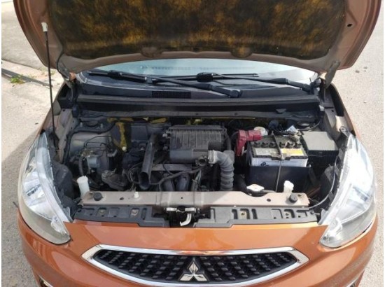2018 Mitsubishi Space Star Edition 100+ 2018 Mitsubishi Space Star Edition 100+