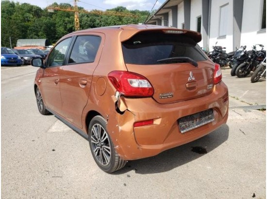 2018 Mitsubishi Space Star Edition 100+ 2018 Mitsubishi Space Star Edition 100+