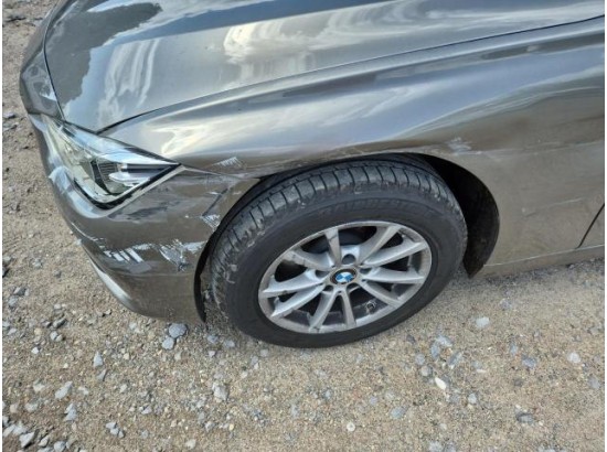 2018 BMW 3er Touring 320d xDrive Advantage
