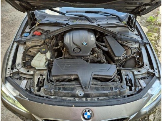 2018 BMW 3er Touring 320d xDrive Advantage