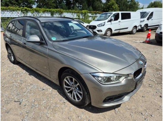 2018 BMW 3er Touring 320d xDrive Advantage