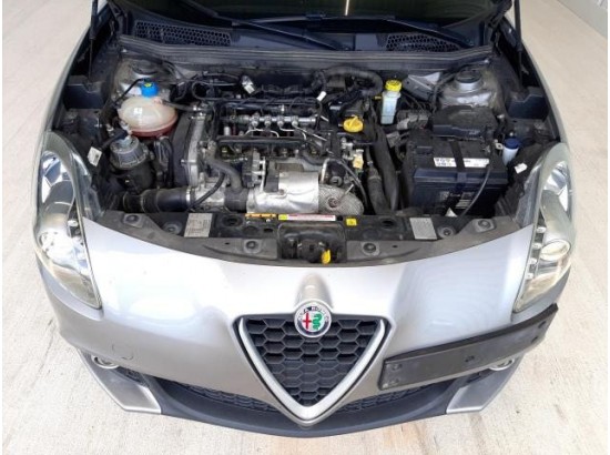2017 Alfa Romeo Giulietta Super 2017 Alfa Romeo Giulietta Super