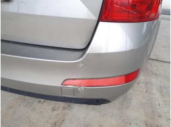 2015 Skoda Octavia Combi Elegance 2015 Skoda Octavia Combi Elegance