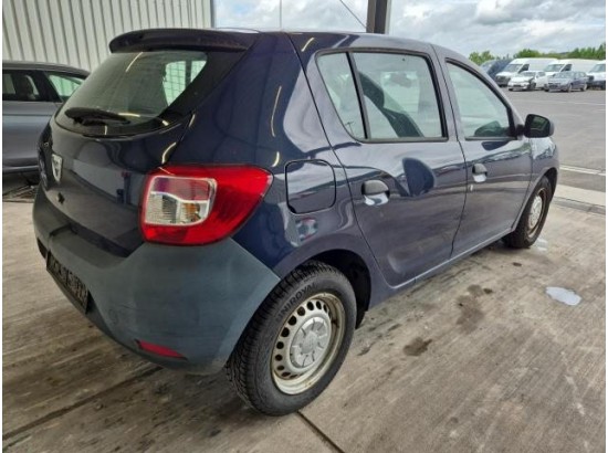 2015 Dacia Sandero II Essentiel 2015 Dacia Sandero II Essentiel
