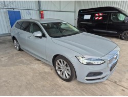 2025 Volvo V90 Kombi Core Recharge Plug-In Hybrid AWD