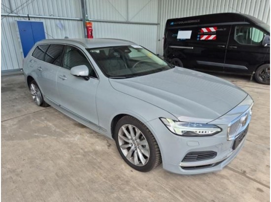 2025 Volvo V90 Kombi Core Recharge Plug-In Hybrid AWD
