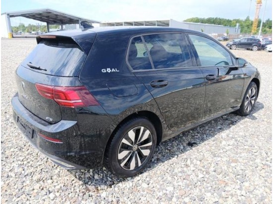 2025 Volkswagen Golf VIII Lim. 1.5 eTSI 110 kW Goal 2025 Volkswagen Golf VIII Lim. 1.5 eTSI 110 kW Goal