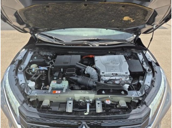 2024 Mitsubishi Eclipse Cross Plus Select Hybrid 4WD
