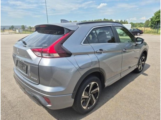 2024 Mitsubishi Eclipse Cross Plus Select Hybrid 4WD
