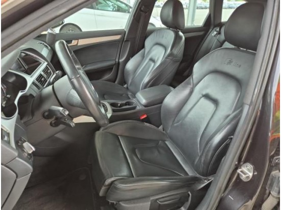 2015 Audi A4 Avant S line Sportpaket / plus 2015 Audi A4 Avant S line Sportpaket / plus