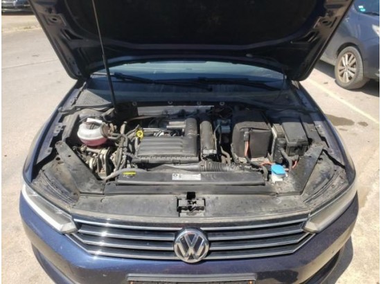 2016 Volkswagen Passat Variant Trendline BMT/Start-Stopp 2016 Volkswagen Passat Variant Trendline BMT/Start-Stopp