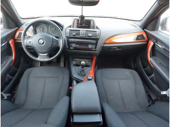 2015 BMW 1er Lim. 118I 2015 BMW 1er Lim. 118I