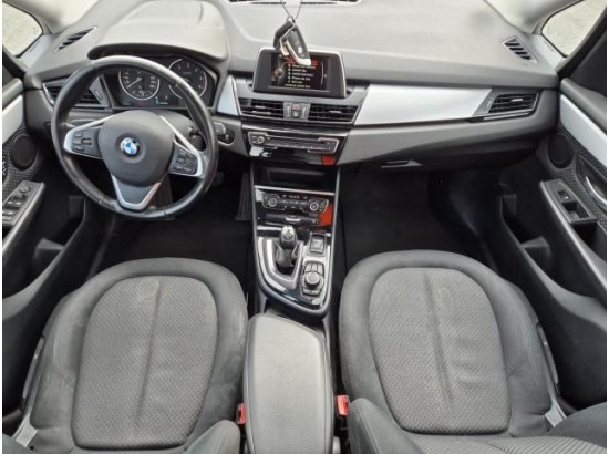 2016 BMW 2er Gran Tourer 220 d Advantage 2016 BMW 2er Gran Tourer 220 d Advantage