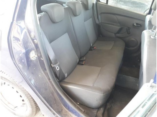 2015 Dacia Logan MCV II Kombi Essentiel 2015 Dacia Logan MCV II Kombi Essentiel