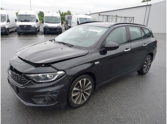 2017 FIAT Tipo 2017 FIAT Tipo