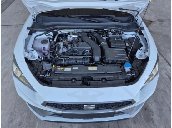 2025 Seat Leon Sportstourer 1.5 eTSI 110 kW FR 2025 Seat Leon Sportstourer 1.5 eTSI 110 kW FR