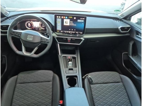 2025 Seat Leon Sportstourer 1.5 eTSI 110 kW FR 2025 Seat Leon Sportstourer 1.5 eTSI 110 kW FR