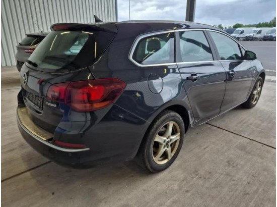2016 Opel Astra J Sports Tourer Exklusiv