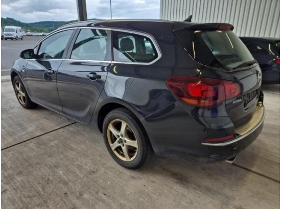 2016 Opel Astra J Sports Tourer Exklusiv