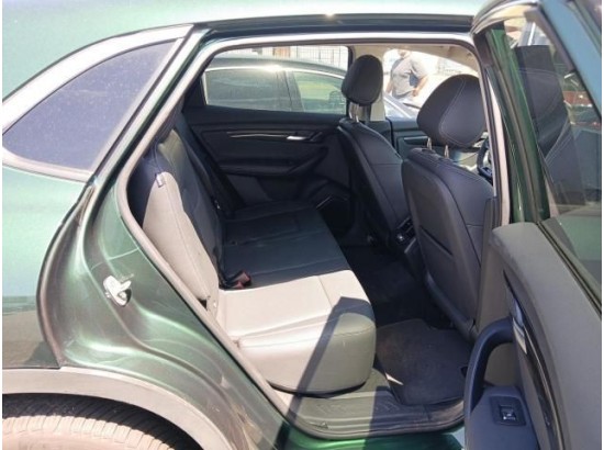 2024 Vinfast VF8 260 kw AWD Eco