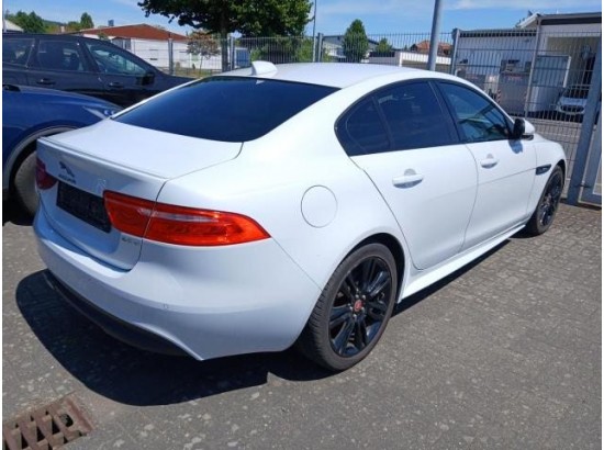 2018 Jaguar XE Ingenium Edition 2018 Jaguar XE Ingenium Edition