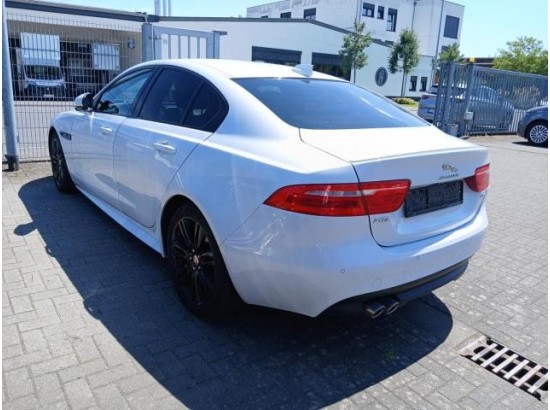 2018 Jaguar XE Ingenium Edition 2018 Jaguar XE Ingenium Edition