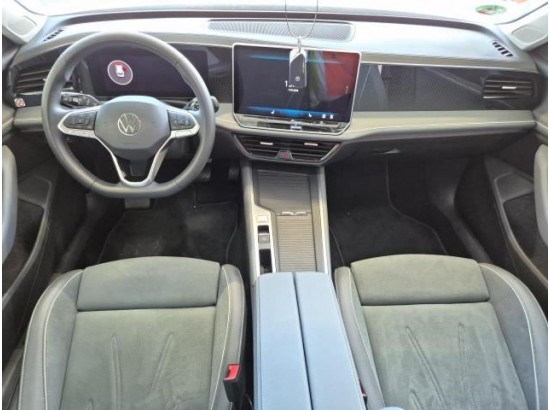 2024 Volkswagen Passat Variant 2.0 TDI 110 kW Business 2024 Volkswagen Passat Variant 2.0 TDI 110 kW Business