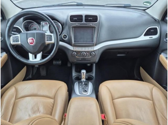 2015 FIAT Freemont Lounge AWD