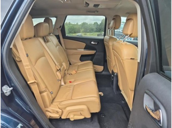 2015 FIAT Freemont Lounge AWD
