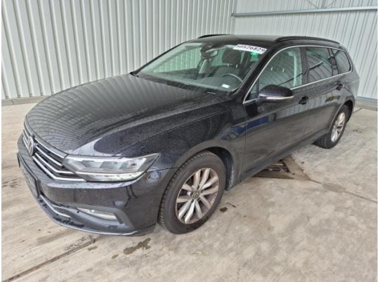 2023 Volkswagen Passat Variant Business
