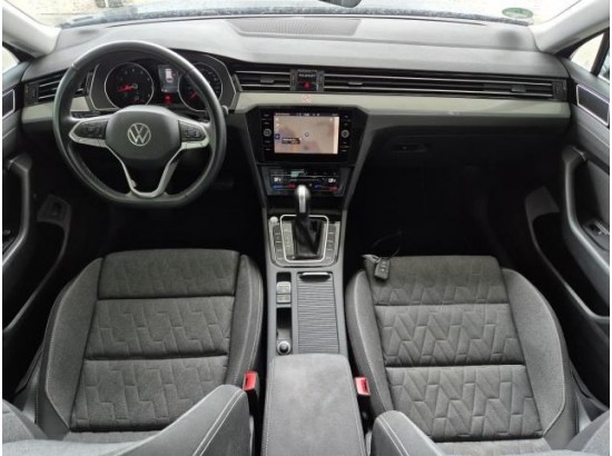 2023 Volkswagen Passat Variant Business