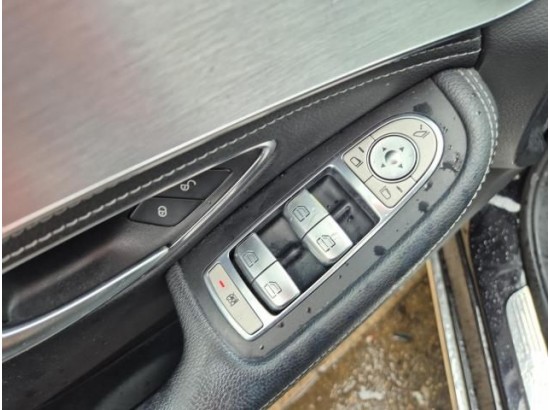 2015 Mercedes-Benz C -Klasse Lim. C 200 CGI 2015 Mercedes-Benz C -Klasse Lim. C 200 CGI