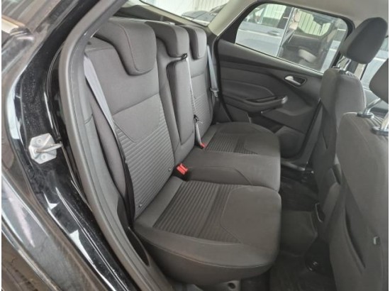 2017 Ford Focus Turnier Titanium 2017 Ford Focus Turnier Titanium
