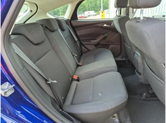 2017 Ford Focus Lim. Cool & Connect