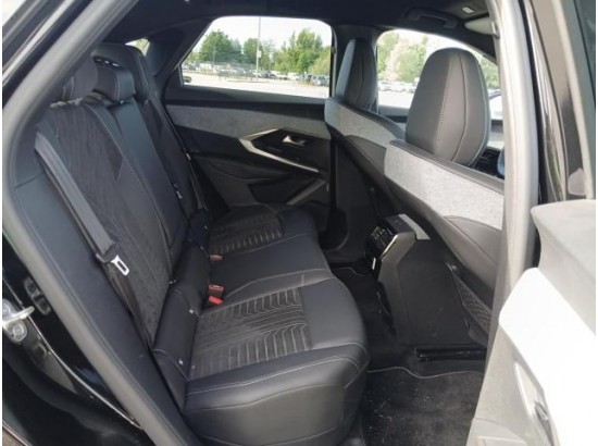 2025 Peugeot 3008 Hybrid 136 GT