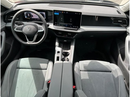 2025 Volkswagen Passat Variant 1.5 eTSI 110 kW Business