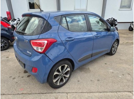 2015 Hyundai i10 FIFA World Cup Edition 2015 Hyundai i10 FIFA World Cup Edition