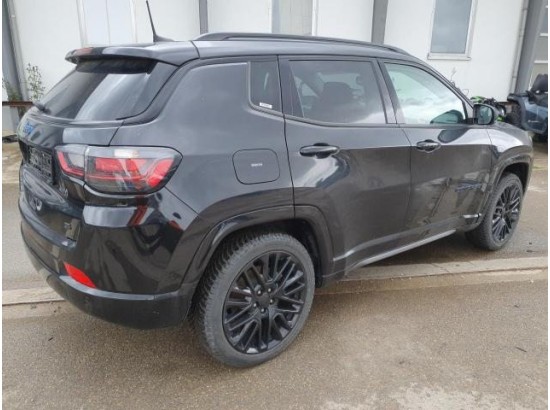 2022 Jeep Compass S Plug-In Hybrid 4WD 2022 Jeep Compass S Plug-In Hybrid 4WD