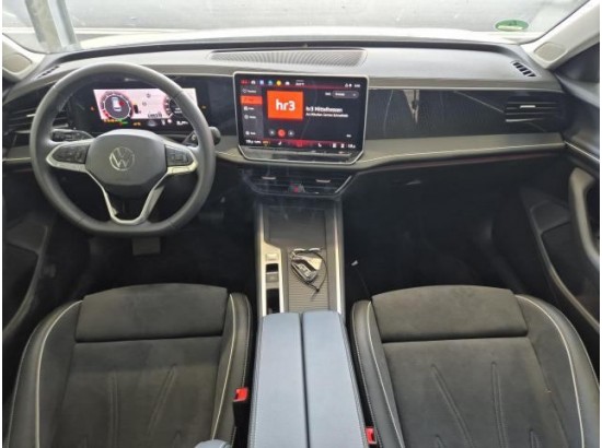 2025 Volkswagen Passat Variant 1.5 eTSI 110 kW Business 2025 Volkswagen Passat Variant 1.5 eTSI 110 kW Business